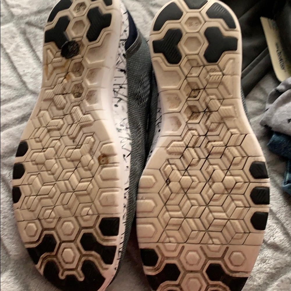 Nike Sneakers - Picture 7 of 15